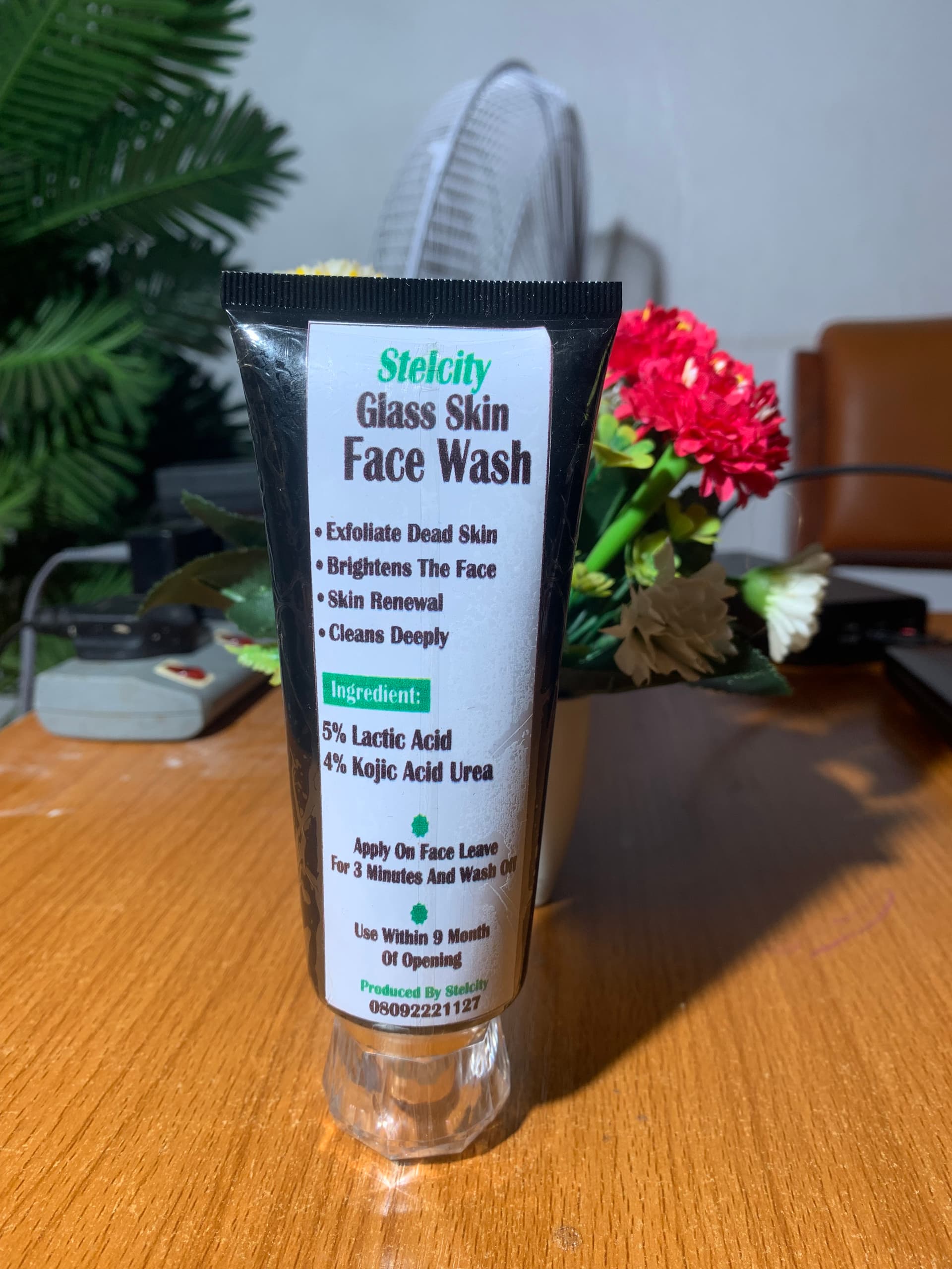 Glass skin face wash